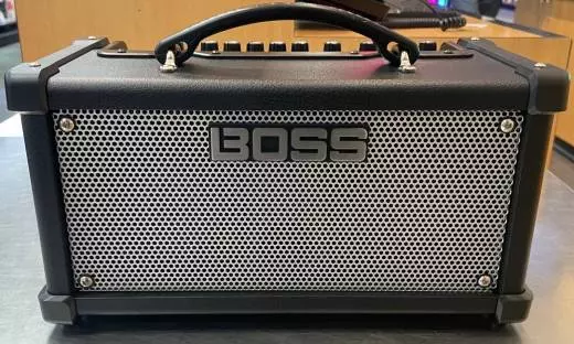 BOSS - Dual Cube LX Stereo Guitar Amplifier 2